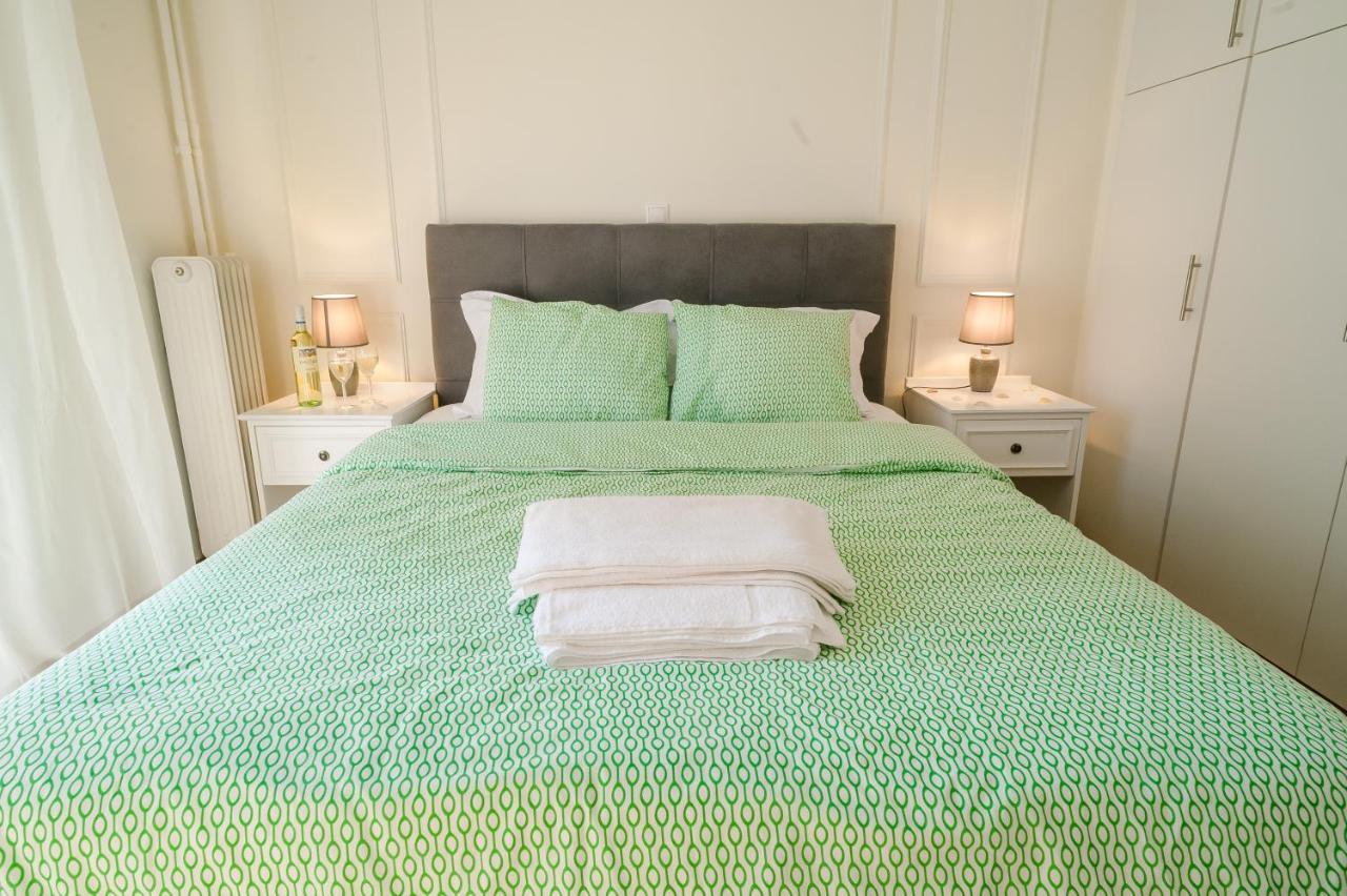 Galaxy Home Charming Apartment In Alimos アテネ エクステリア 写真