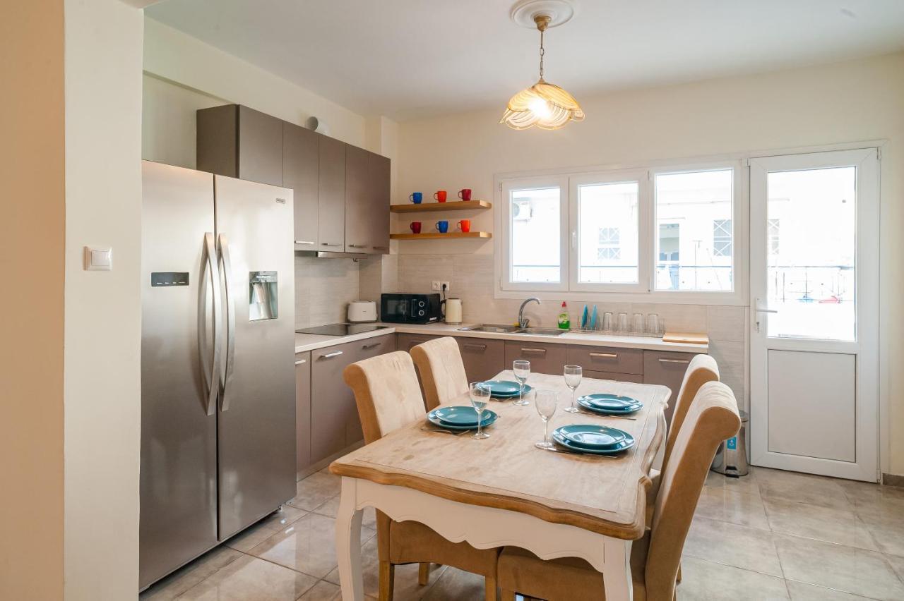 Galaxy Home Charming Apartment In Alimos アテネ エクステリア 写真